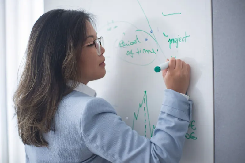 Reading the Picture: The Scientific Graph Comprehension Gap That Is Failing American Students
